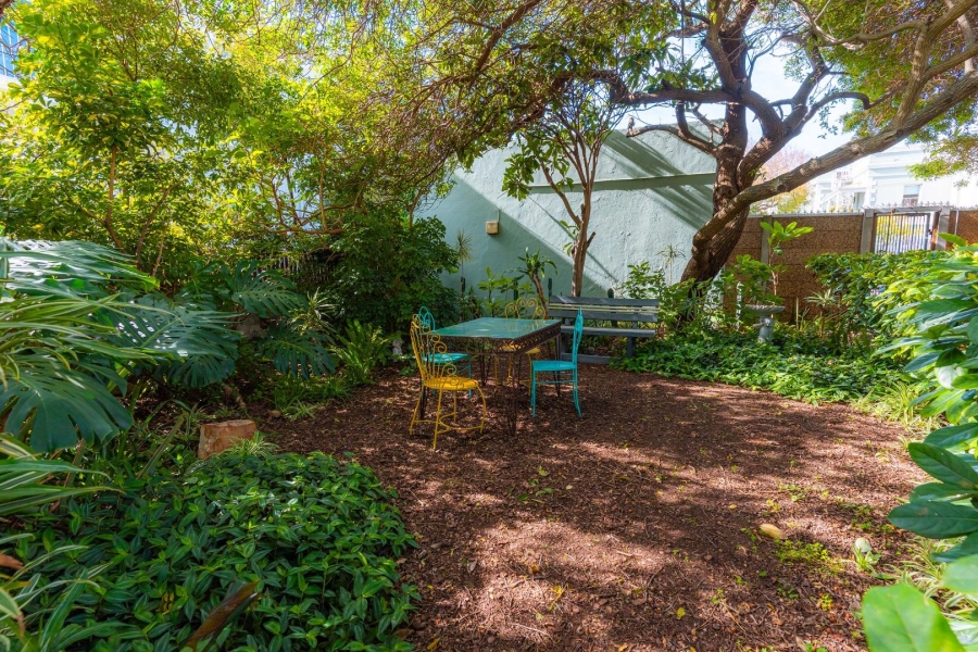 2 Bedroom Property for Sale in Oranjezicht Western Cape